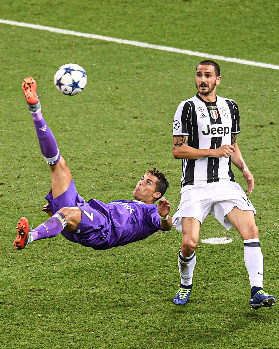 91球神仙数据！姆巴佩年度60球，冲C罗纪录，梅西纪录无人能破（91球神迹！姆巴佩年度轰60球直追C罗纪录，梅西纪录难以撼动）