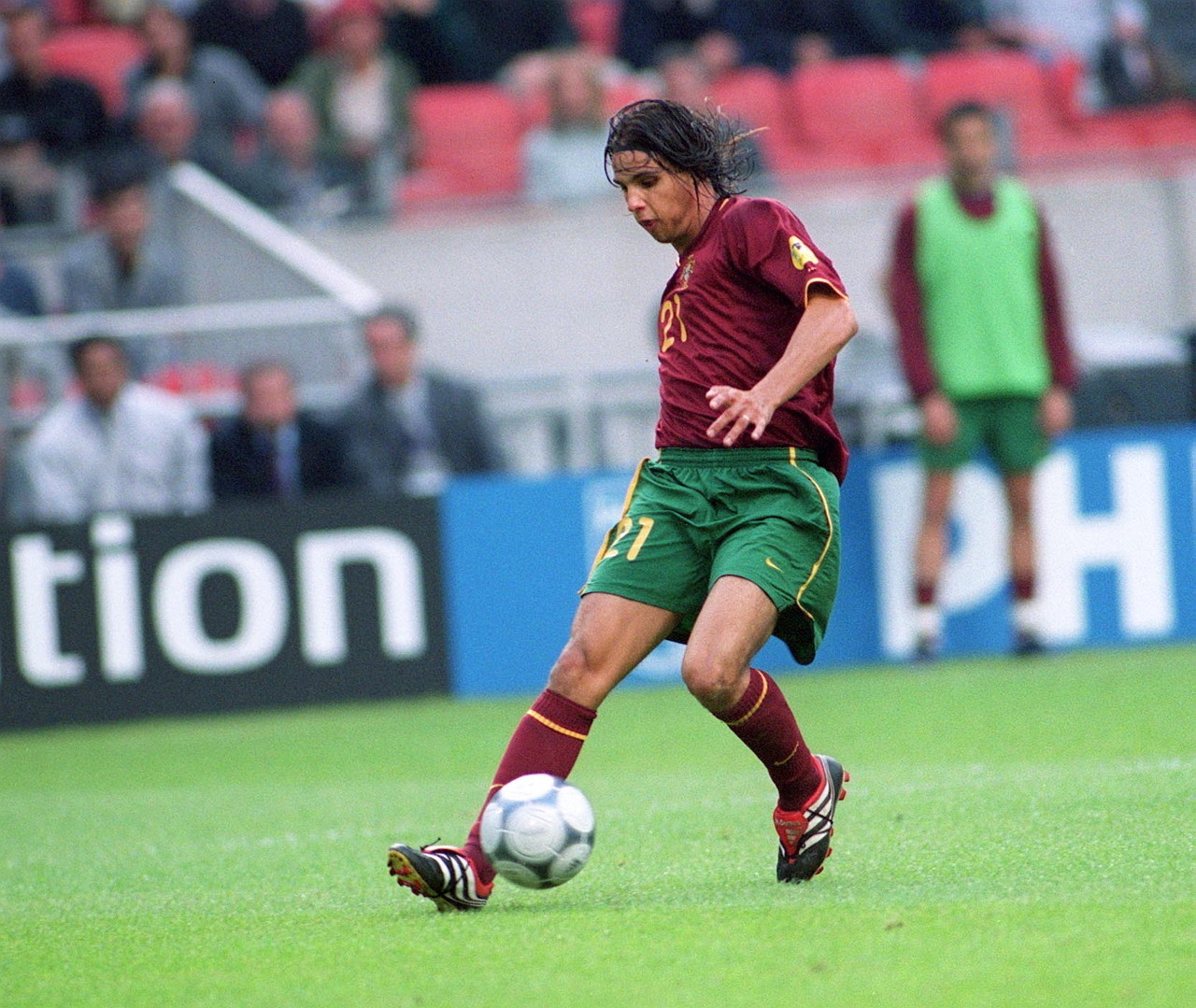 科莫vs卡利亚里：莫拉塔、尼科-帕斯首发，米纳、塞巴斯蒂亚诺-埃斯波西托出战（科莫迎战卡利亚里：莫拉塔、尼科-帕斯先发，米纳与塞巴斯蒂亚诺-埃斯波西托亮相）