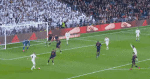 连续第二次扑点，迈尼昂当选米兰德比全场最佳（再度扑出点球，迈尼昂荣膺米兰德比最佳球员）