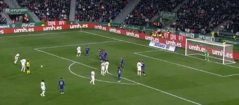 马里奥-苏亚雷斯：巴列卡斯不像西甲球场，像第三世界的球场（马里奥-苏亚雷斯：巴列卡斯更像第三世界球场，而非西甲标准）