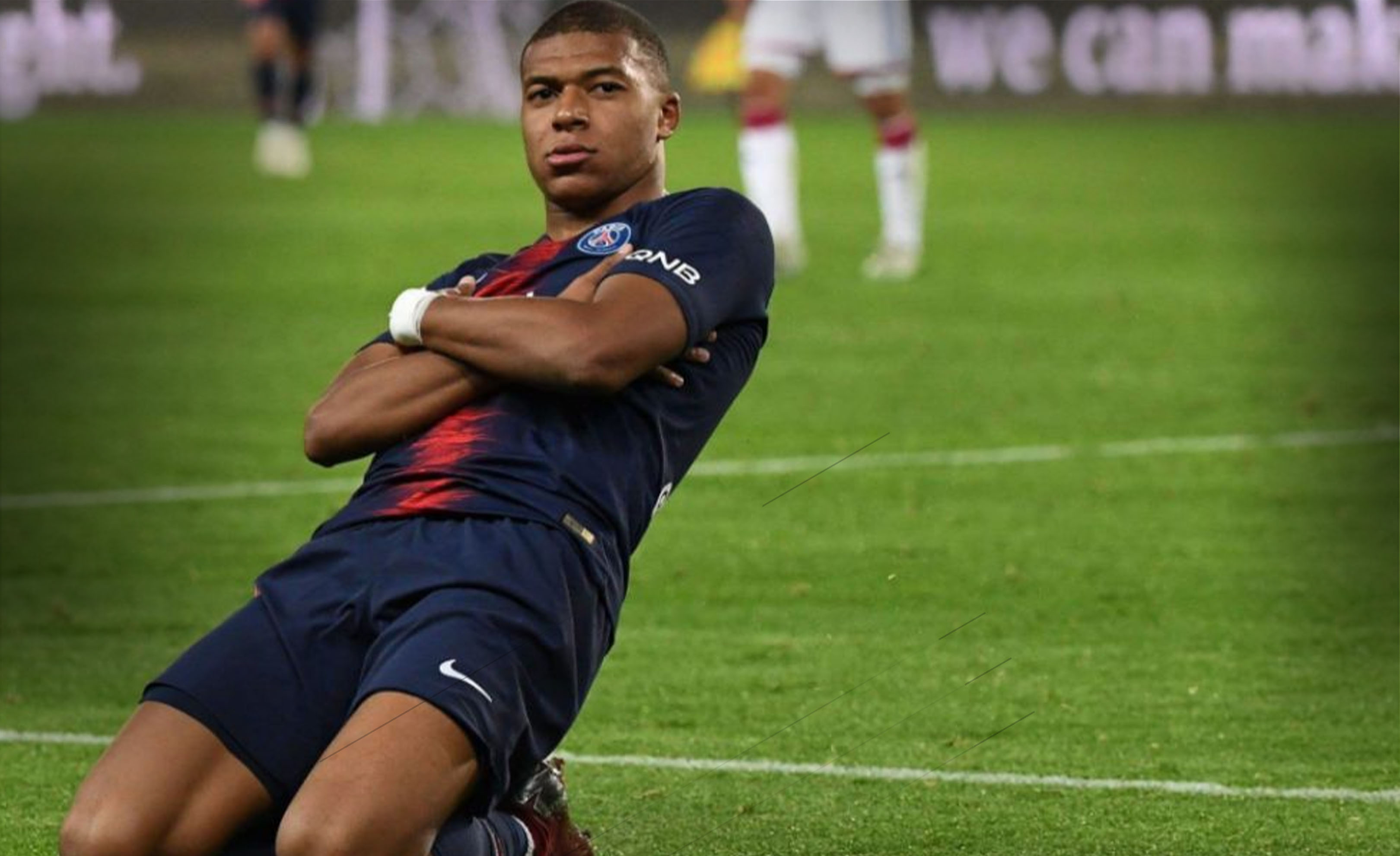 葡萄牙主帅：不会给C罗特殊待遇，英格兰是世界杯夺冠热门（葡萄牙主帅：C罗无特权，英格兰是世界杯夺冠大热）