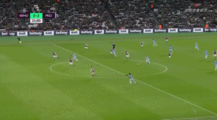 罗马诺：内马尔专注于帮桑托斯保级，但可能考虑1月自由转会（罗马诺：内马尔当下全力助桑托斯保级，或考虑一月以自由身离队）