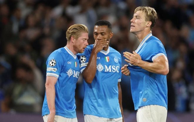 官方：因嘲讽对手唇腭裂，前进之鹰前锋爱德华森被俱乐部罚款（官方通告：不当嘲讽对手唇腭裂，前进之鹰前锋爱德华森遭俱乐部罚款）